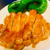 やっぱりこれでしょ！定番、鶏もも肉の照り焼き！